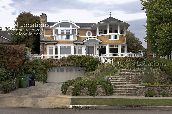 CAPE2027 101ICON CAPE2027 101ICON