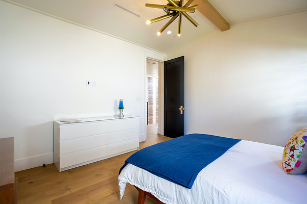 UNIVERSAL-D212-MRV-47