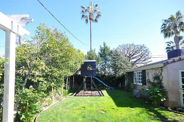 9586 garden 1 9586 garden 1