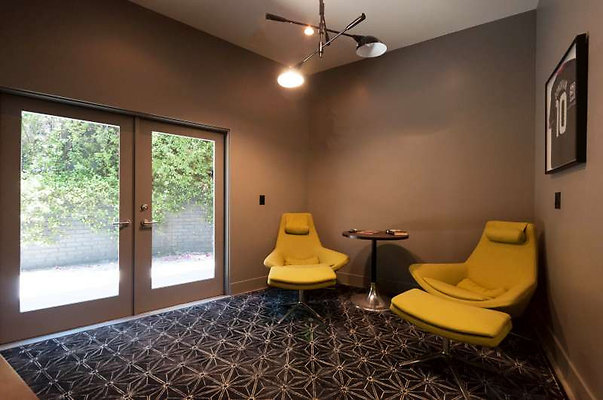 10668 sitting 3 10668 sitting 3