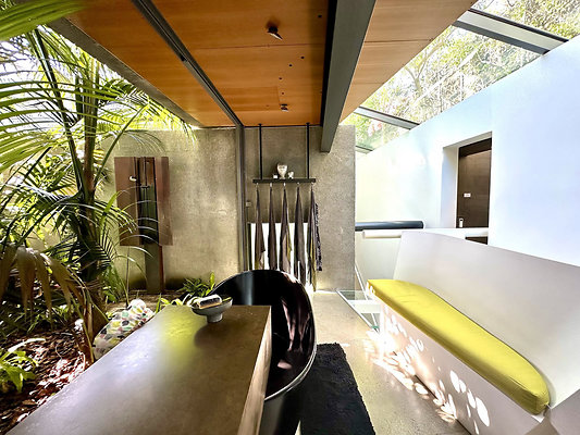 UNIVERSAL-CW145-CHV-102 UNIVERSAL-CW145-CHV-102