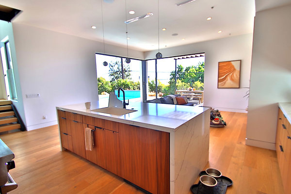 UNIVERSAL-CW137-MRV-30