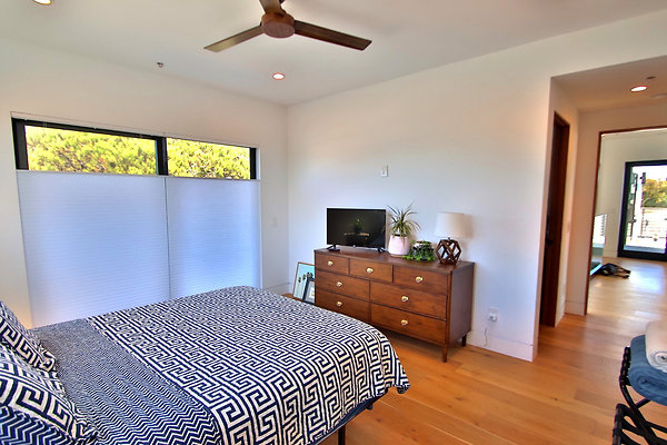 UNIVERSAL-CW137-MRV-61 UNIVERSAL-CW137-MRV-61