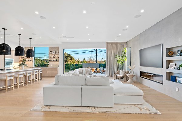 13108 Psomas Way-10 2 13108 Psomas Way-10 2