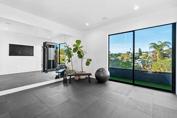 13108 Psomas Way-31 2 13108 Psomas Way-31 2