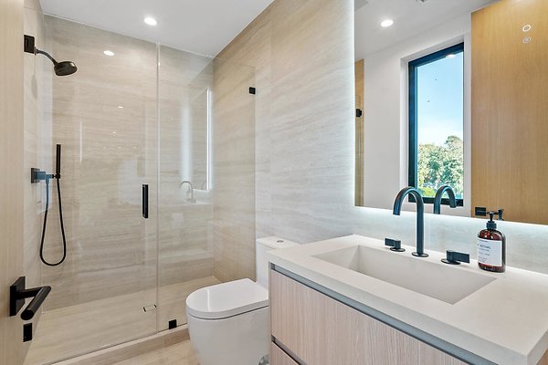 13108 Psomas Way-32 2 13108 Psomas Way-32 2