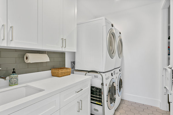 UNIVERSAL-B616-LA-43 UNIVERSAL-B616-LA-43