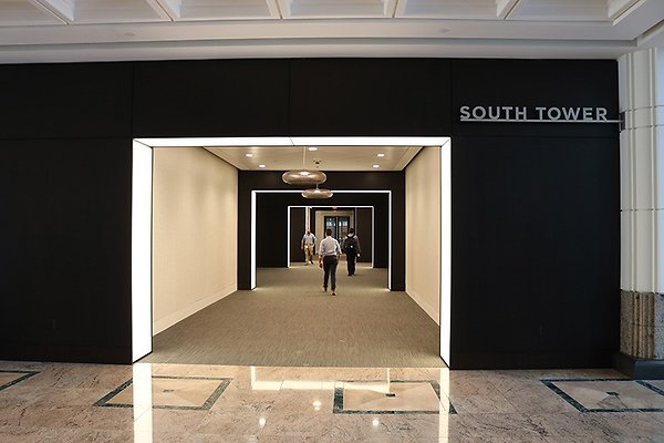 26thLobby3860 26thLobby3860