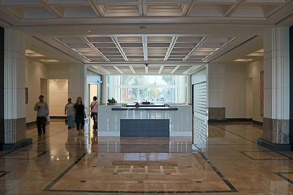 26thLobby3859 26thLobby3859