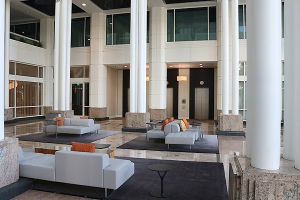 26thLobby3855 26thLobby3855