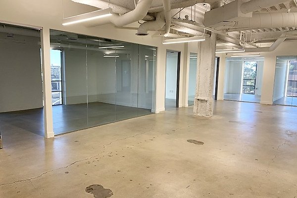 302Suite8790 302Suite8790