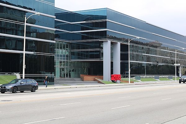 12555-Jefferson-Blvd