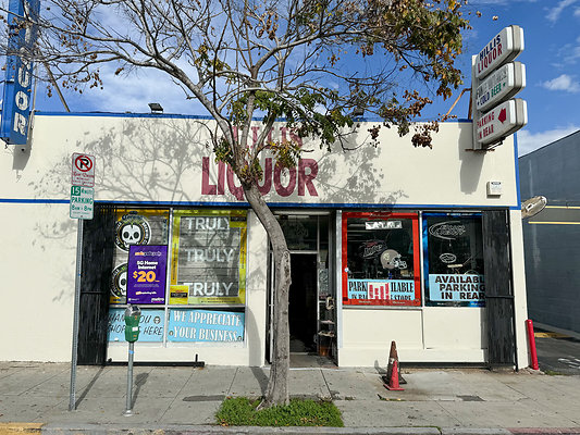 Hillis Liquor