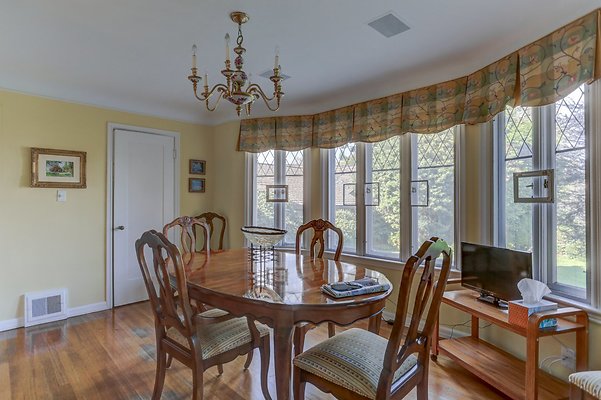 UNIVERSAL-A853-LA-44 UNIVERSAL-A853-LA-44