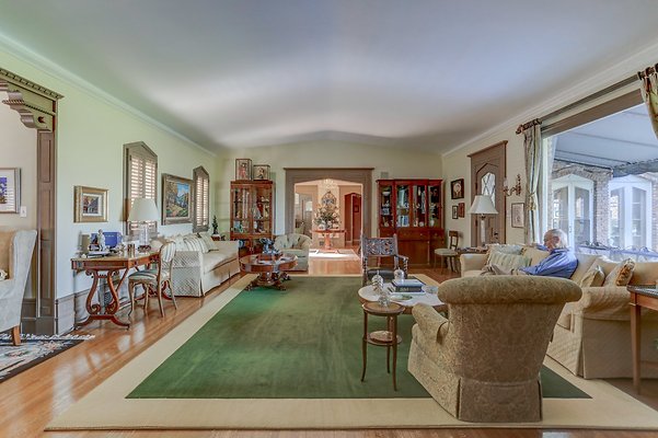 UNIVERSAL-A853-LA-19 UNIVERSAL-A853-LA-19