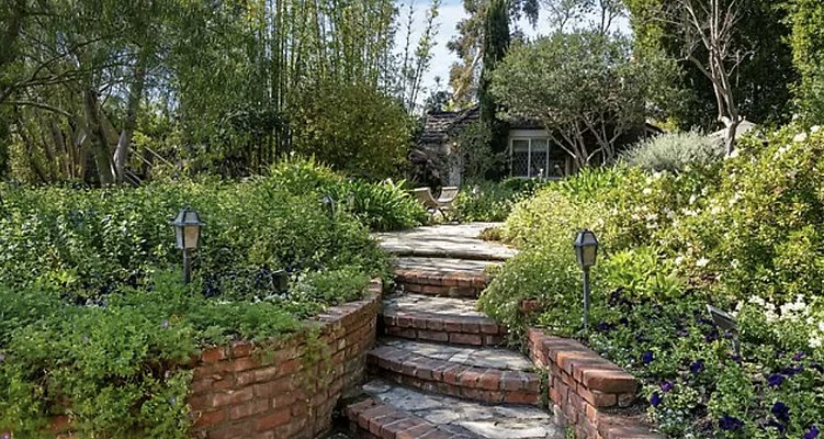 UNIVERSAL-B702-LA-39 UNIVERSAL-B702-LA-39