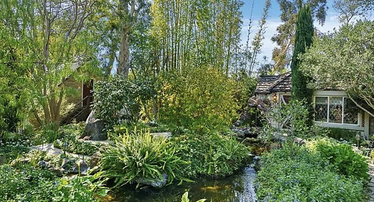 UNIVERSAL-B702-LA-41 UNIVERSAL-B702-LA-41