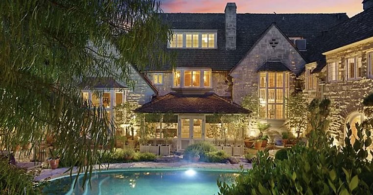 UNIVERSAL-B702-LA-6 UNIVERSAL-B702-LA-6