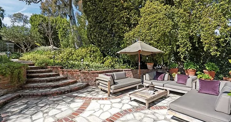 UNIVERSAL-B702-LA-38 UNIVERSAL-B702-LA-38