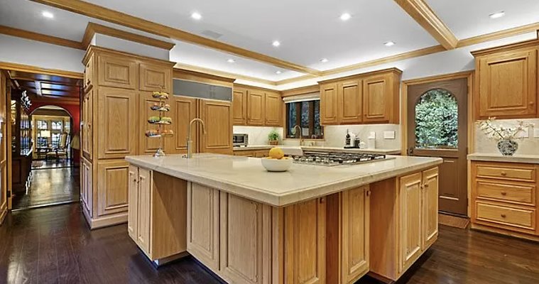 UNIVERSAL-B702-LA-22 UNIVERSAL-B702-LA-22