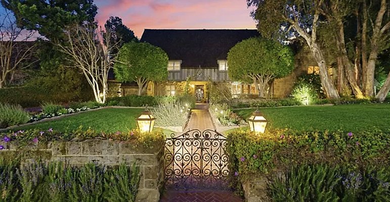 UNIVERSAL-B702-LA-3 UNIVERSAL-B702-LA-3