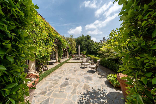 12716 patio 2 12716 patio 2