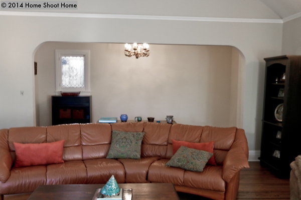 05living-room-reverse 05living-room-reverse