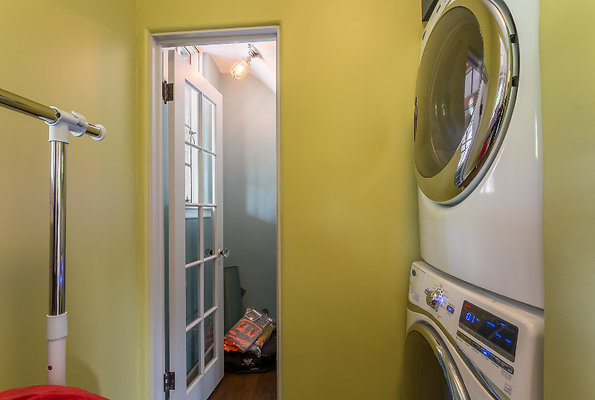 EWLOCATE7oss IMG-010423 EWLOCATE7oss IMG-010423