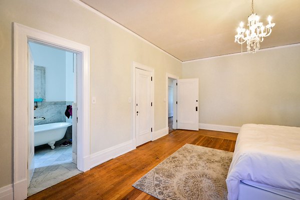 UNIVERSAL-B319-LA-46