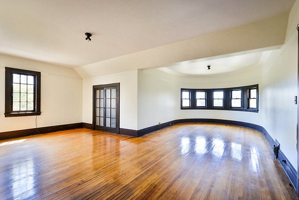 UNIVERSAL-B319-LA-63