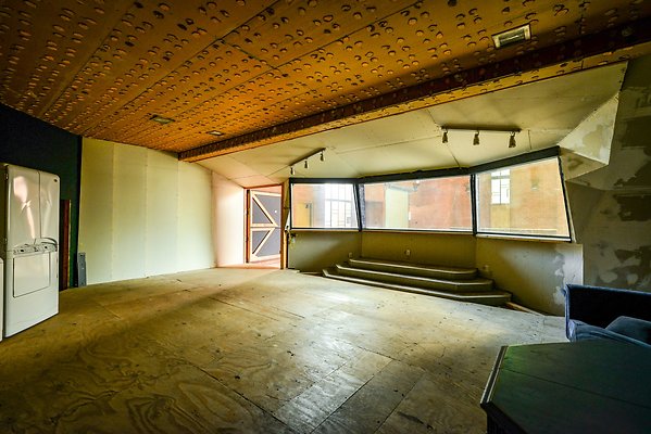 UNIVERSAL-B319-LA-87