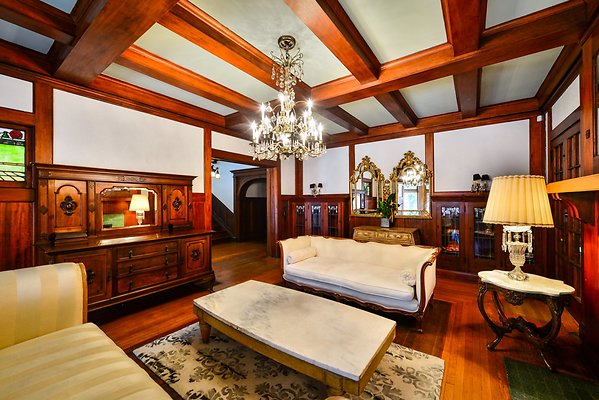 UNIVERSAL-B319-LA-19