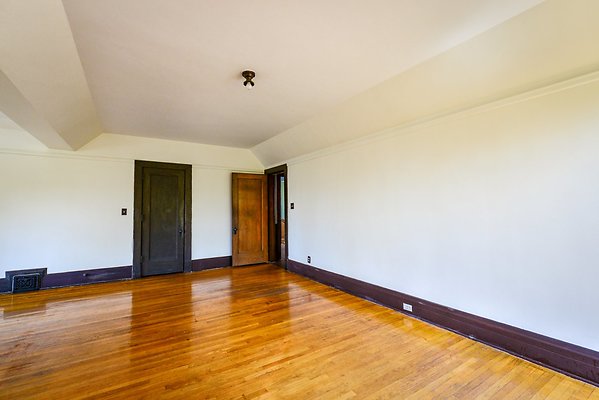 UNIVERSAL-B319-LA-66