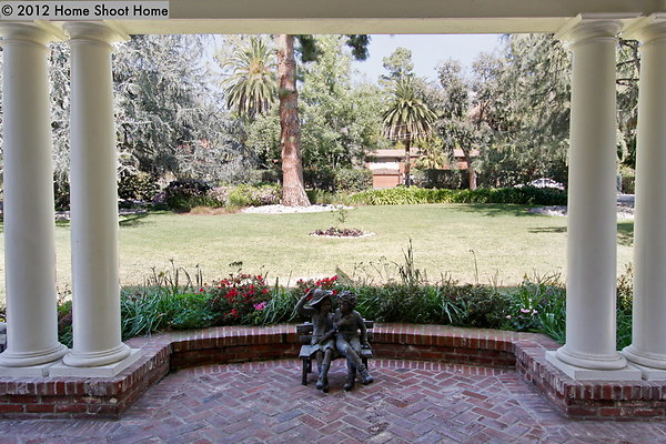 105view-from-front 105view-from-front