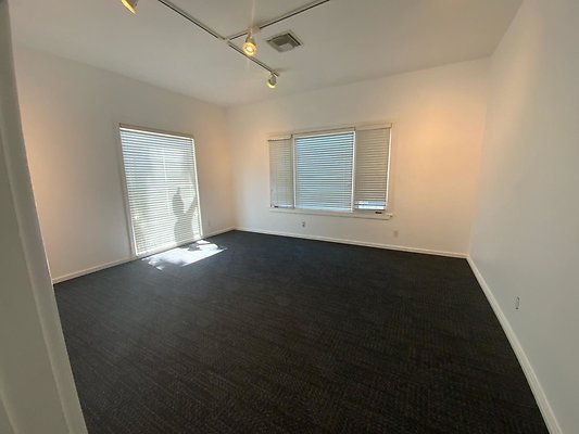 PENNYS APT bungalow 111