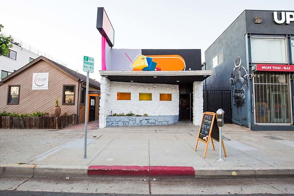 Art Bar