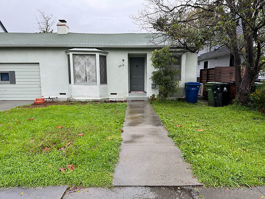 2518 Aiken Ave