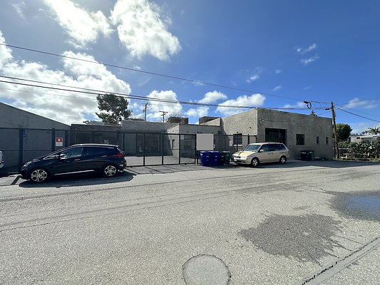 UNIVERSAL-CW452-CC-4