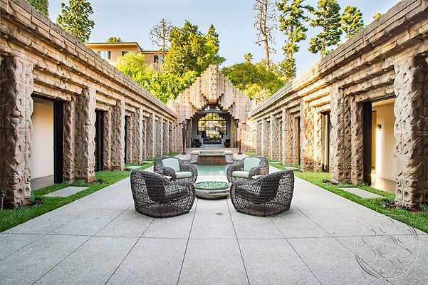 Ennis House
