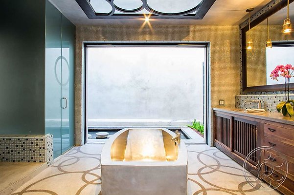 black-dahlia-35 black-dahlia-35