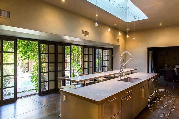 black-dahlia-18 black-dahlia-18