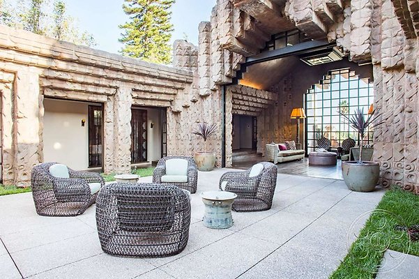 black-dahlia-3 black-dahlia-3