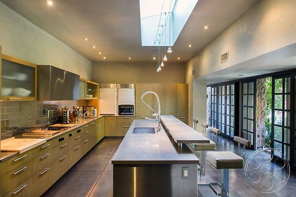 black-dahlia-21 black-dahlia-21