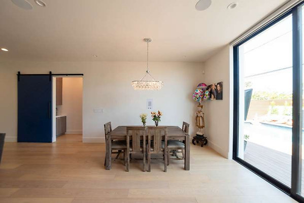 12452 dining 4 12452 dining 4