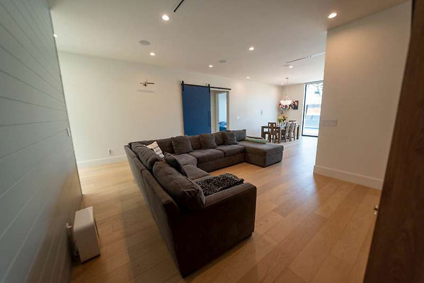 12452 living 3 12452 living 3