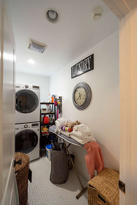 13226 laundry 1