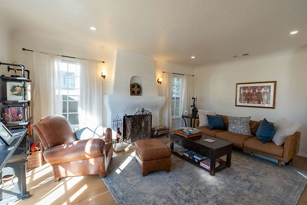 13136 living 2 13136 living 2