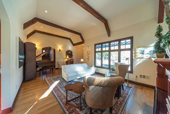 13183 living 3 13183 living 3