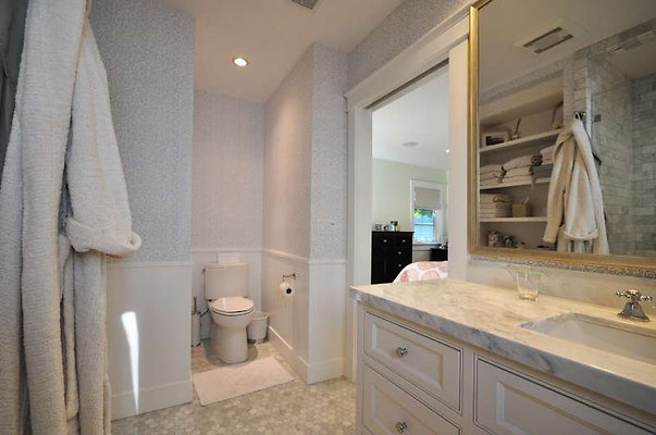 8965 bath 2
