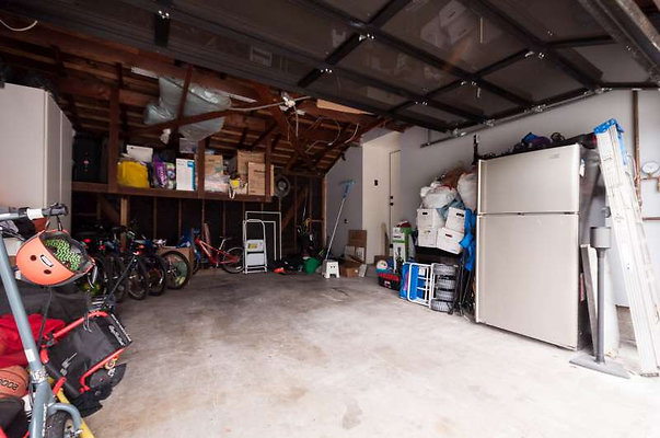 10479 garage 2